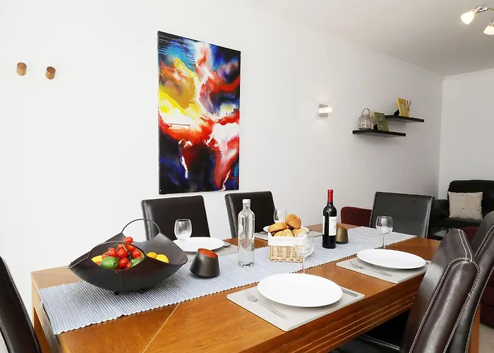 Gilo-tavira Centre With Pool Apartment
