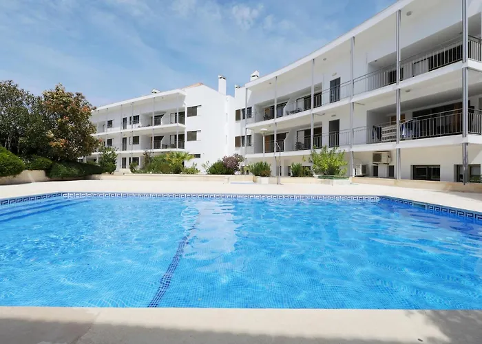Gilo-tavira Centre With Pool Tavira